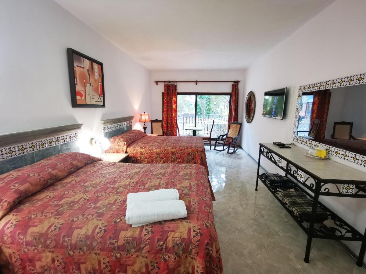 Hotel Doralba Inn Mérida Buitenkant foto
