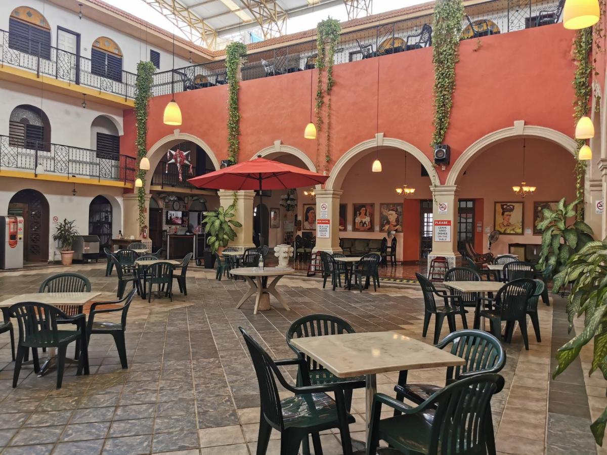 Hotel Doralba Inn Mérida Buitenkant foto