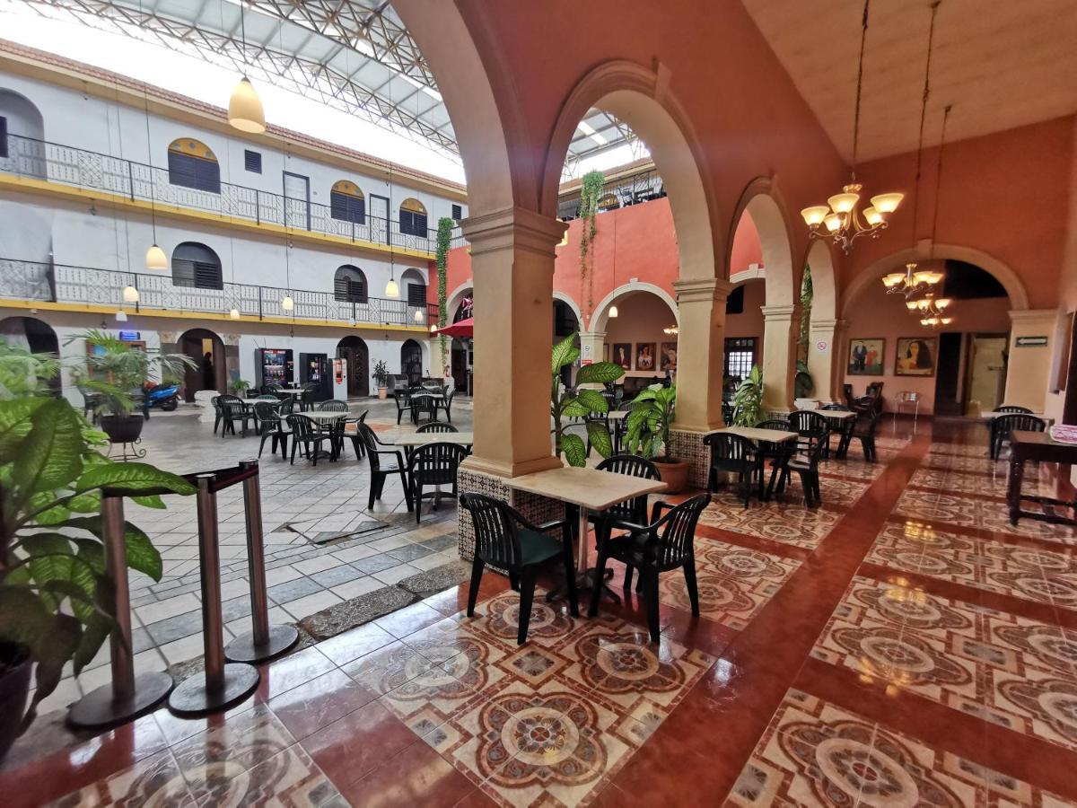Hotel Doralba Inn Mérida Buitenkant foto
