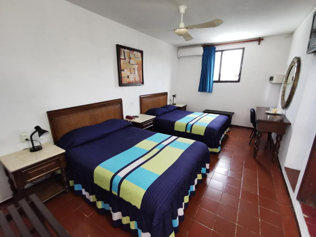 Hotel Doralba Inn Mérida Buitenkant foto