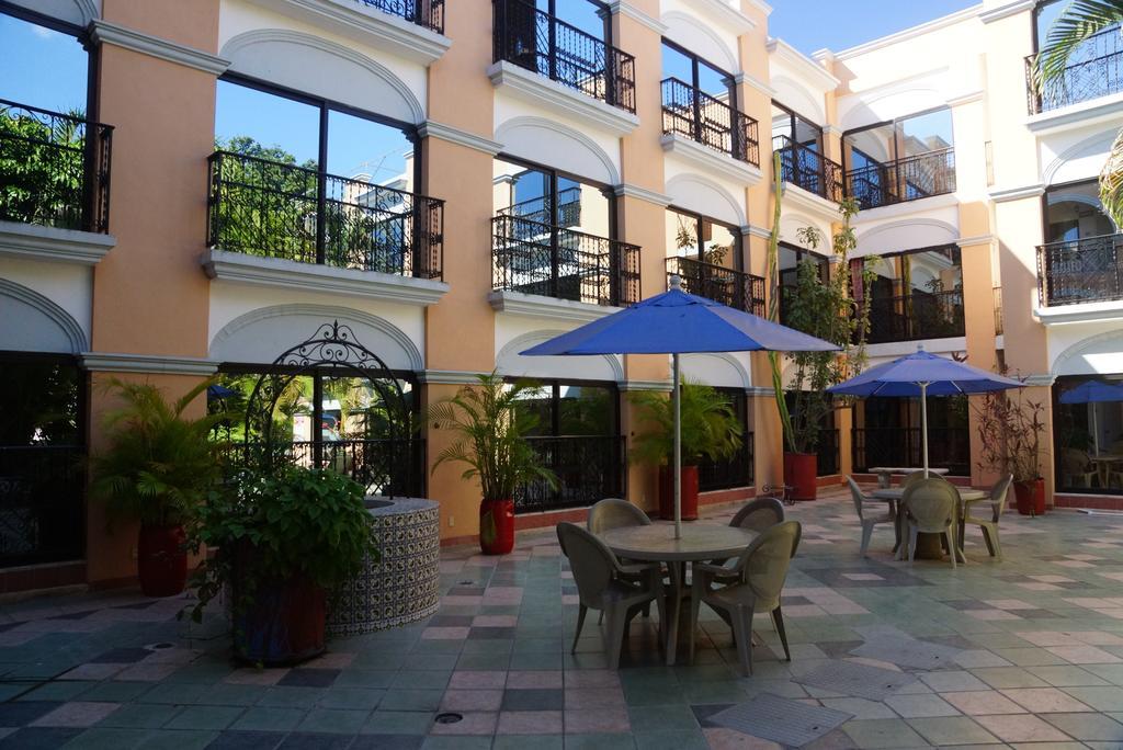 Hotel Doralba Inn Mérida Buitenkant foto