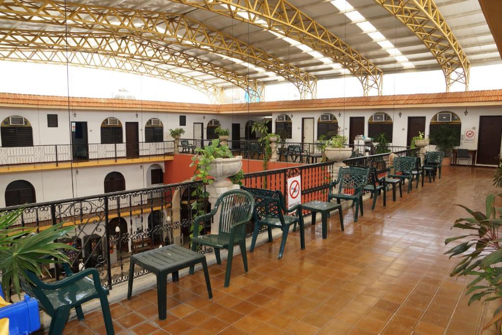 Hotel Doralba Inn Mérida Buitenkant foto